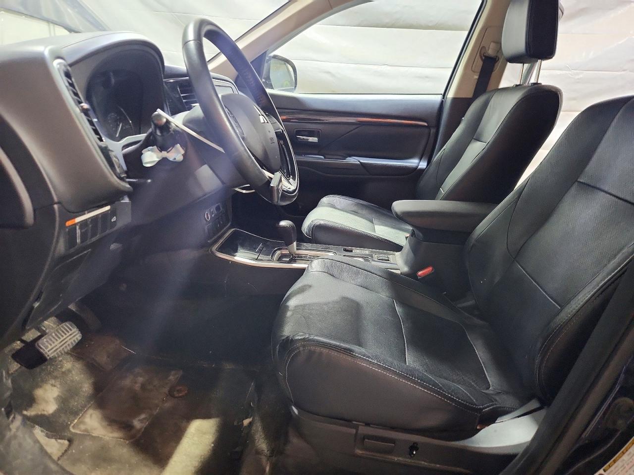 2018 MITSUBISHI OUTLANDER