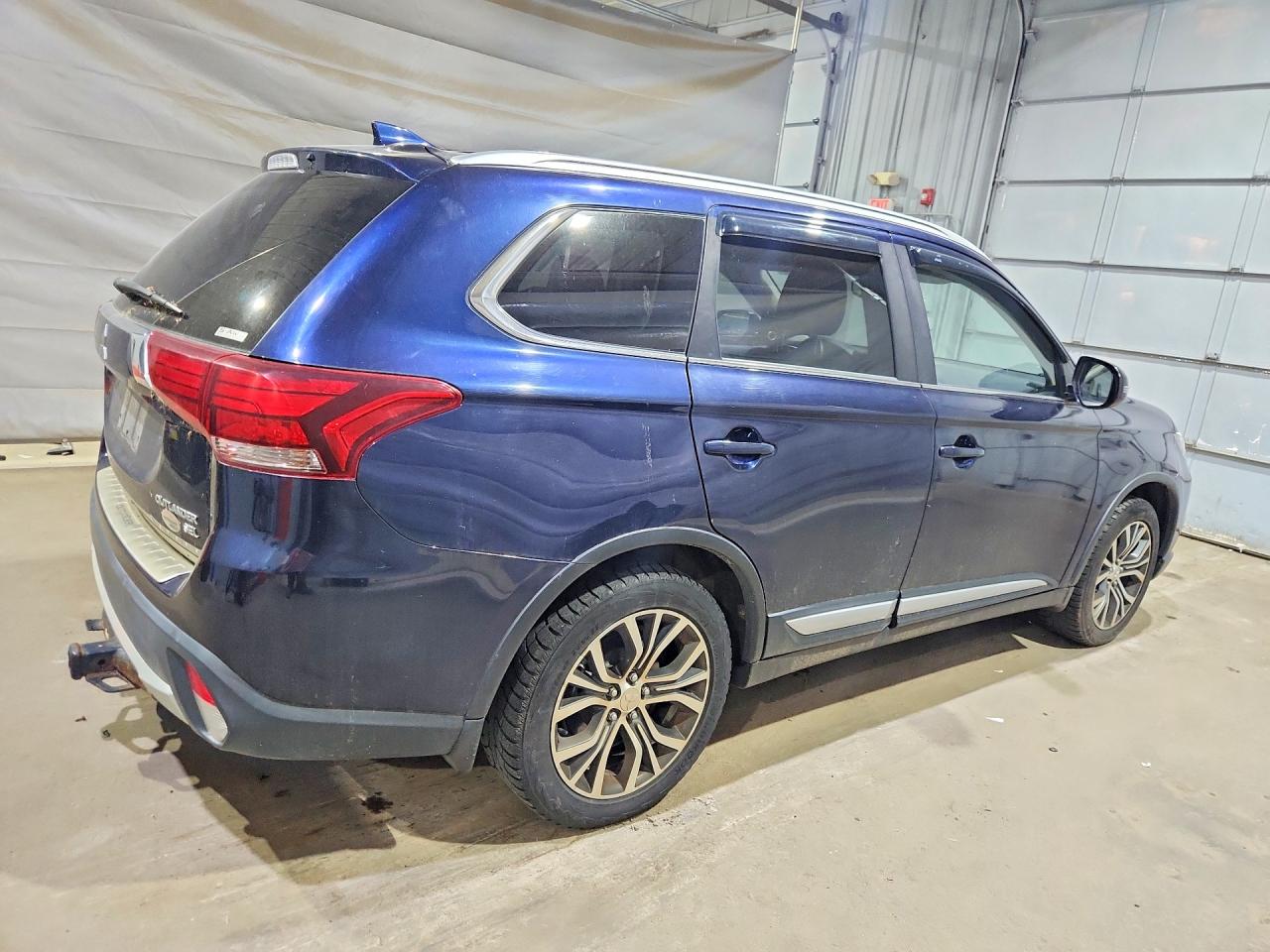 2018 MITSUBISHI OUTLANDER