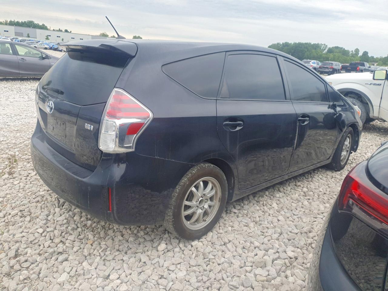 2017 TOYOTA PRIUS