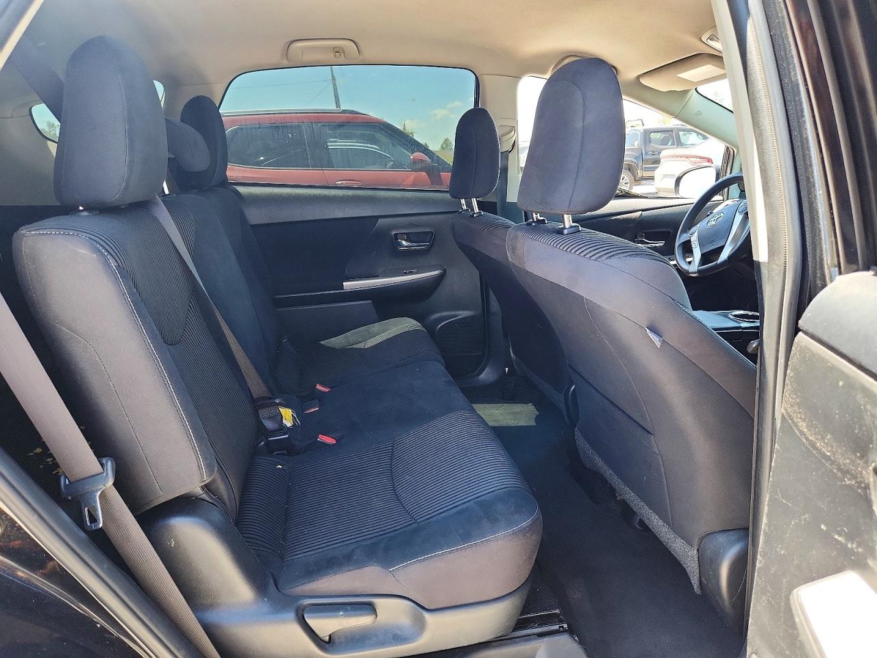 2017 TOYOTA PRIUS