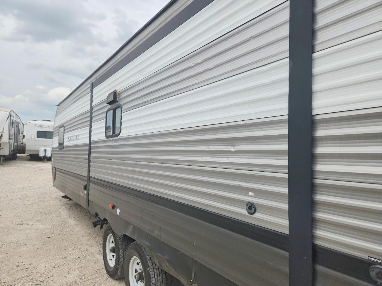 2019 FORREST RIVER SALEM