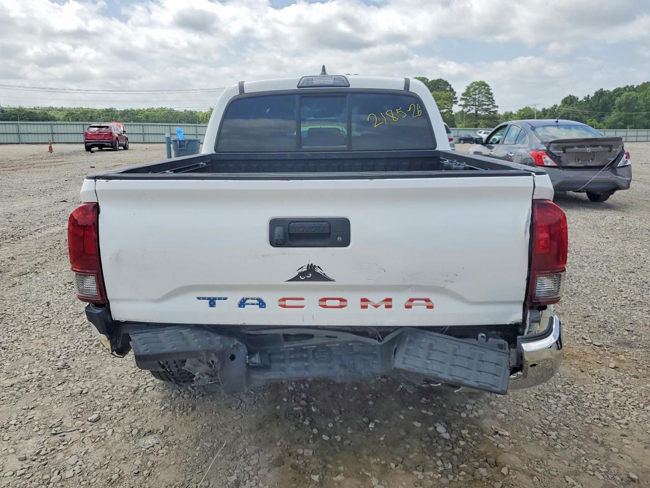 2018 TOYOTA TACOMA