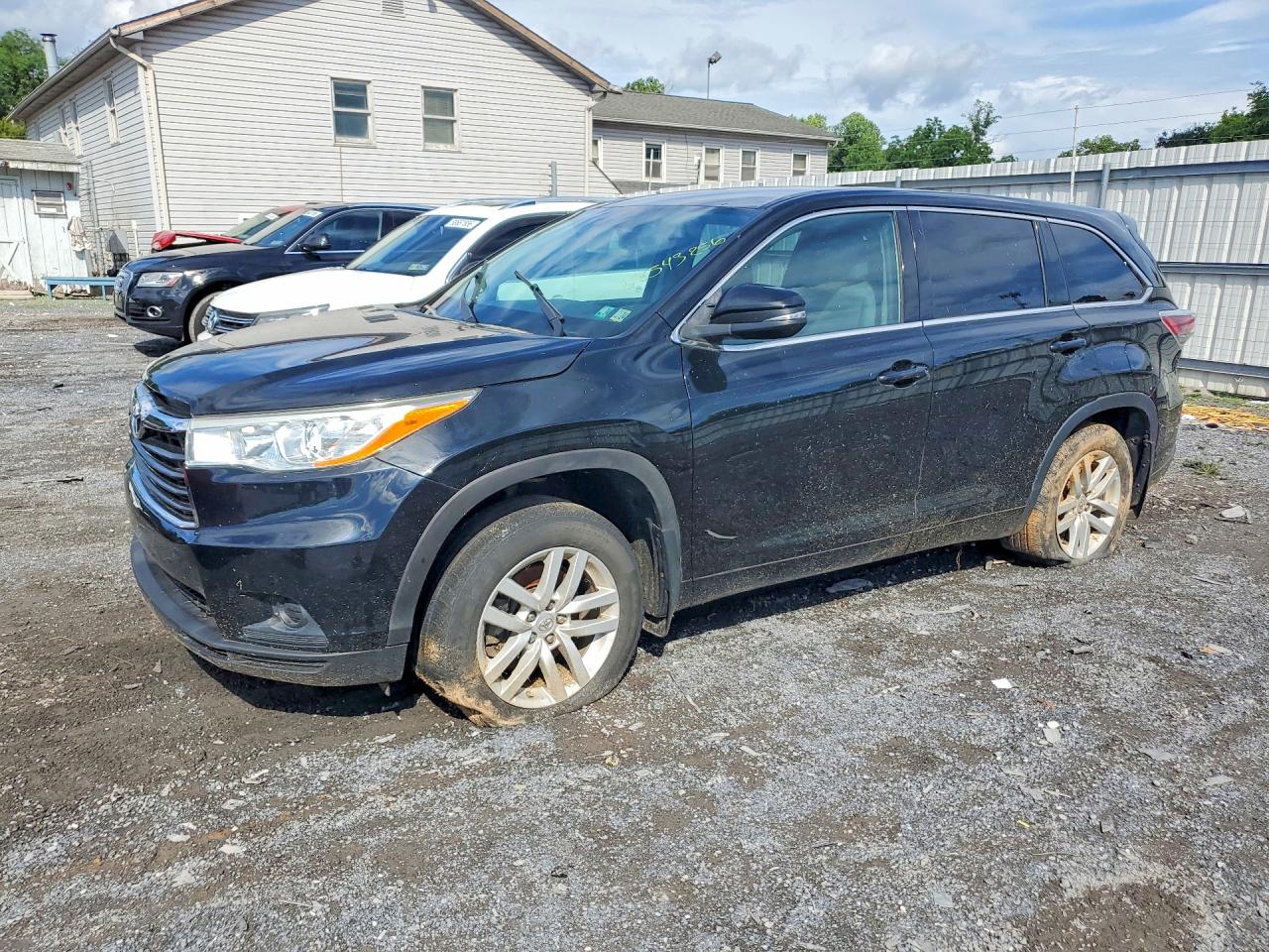2014 TOYOTA HIGHLANDER