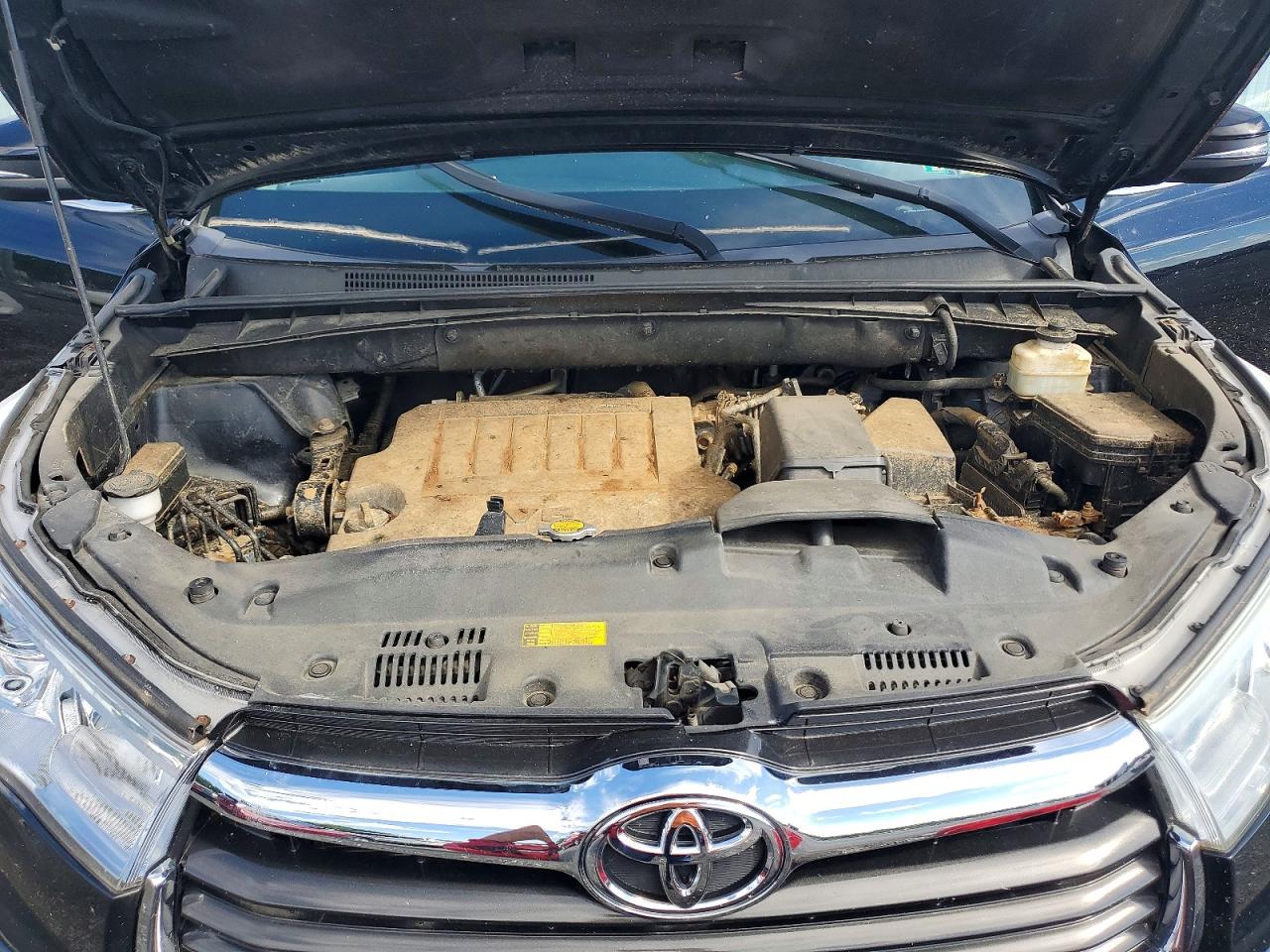 2014 TOYOTA HIGHLANDER