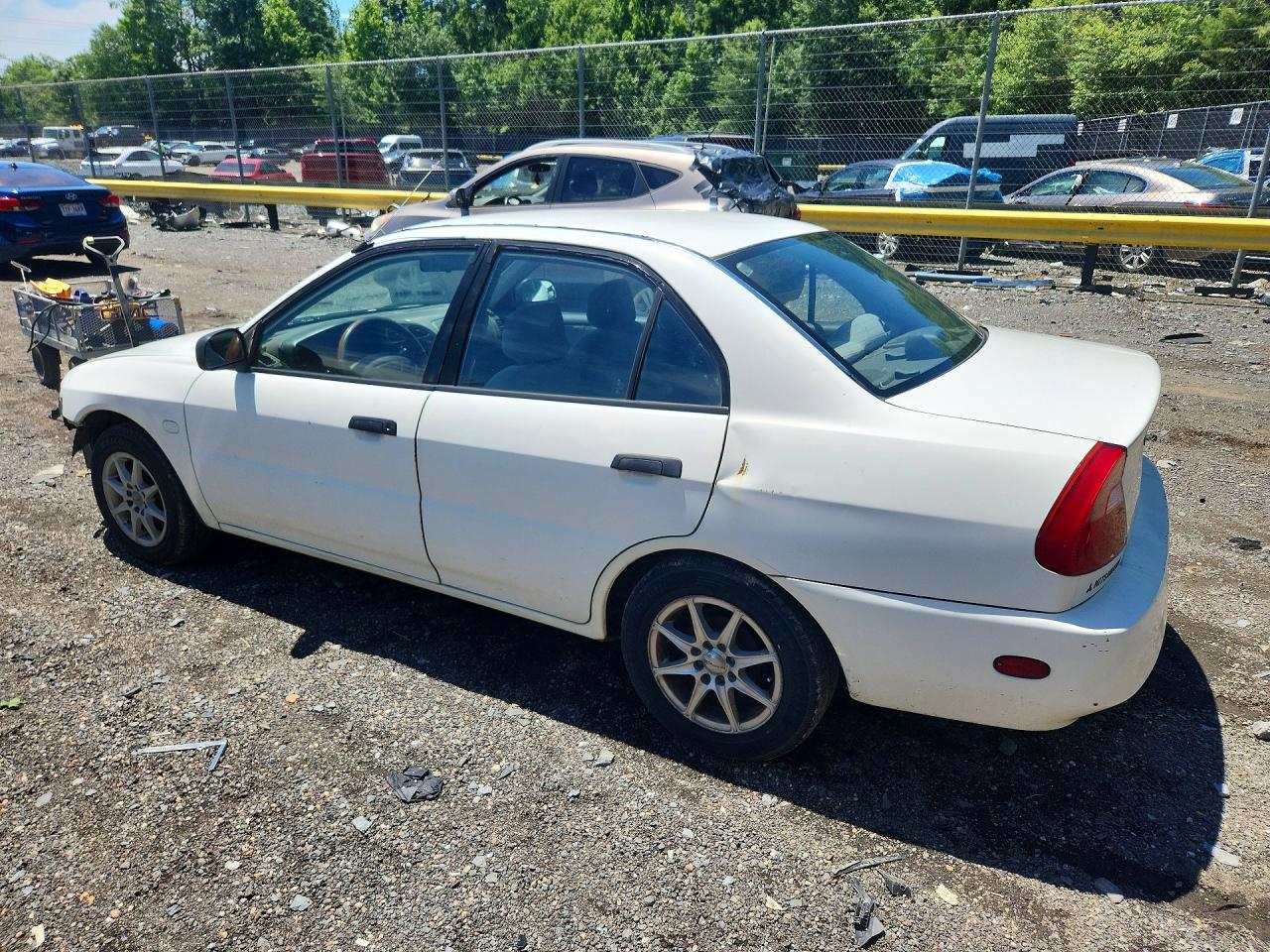 2001 MITSUBISHI MIRAGE