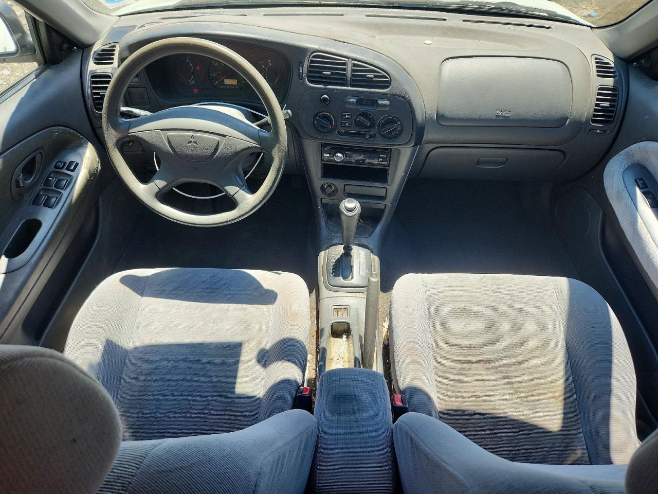 2001 MITSUBISHI MIRAGE
