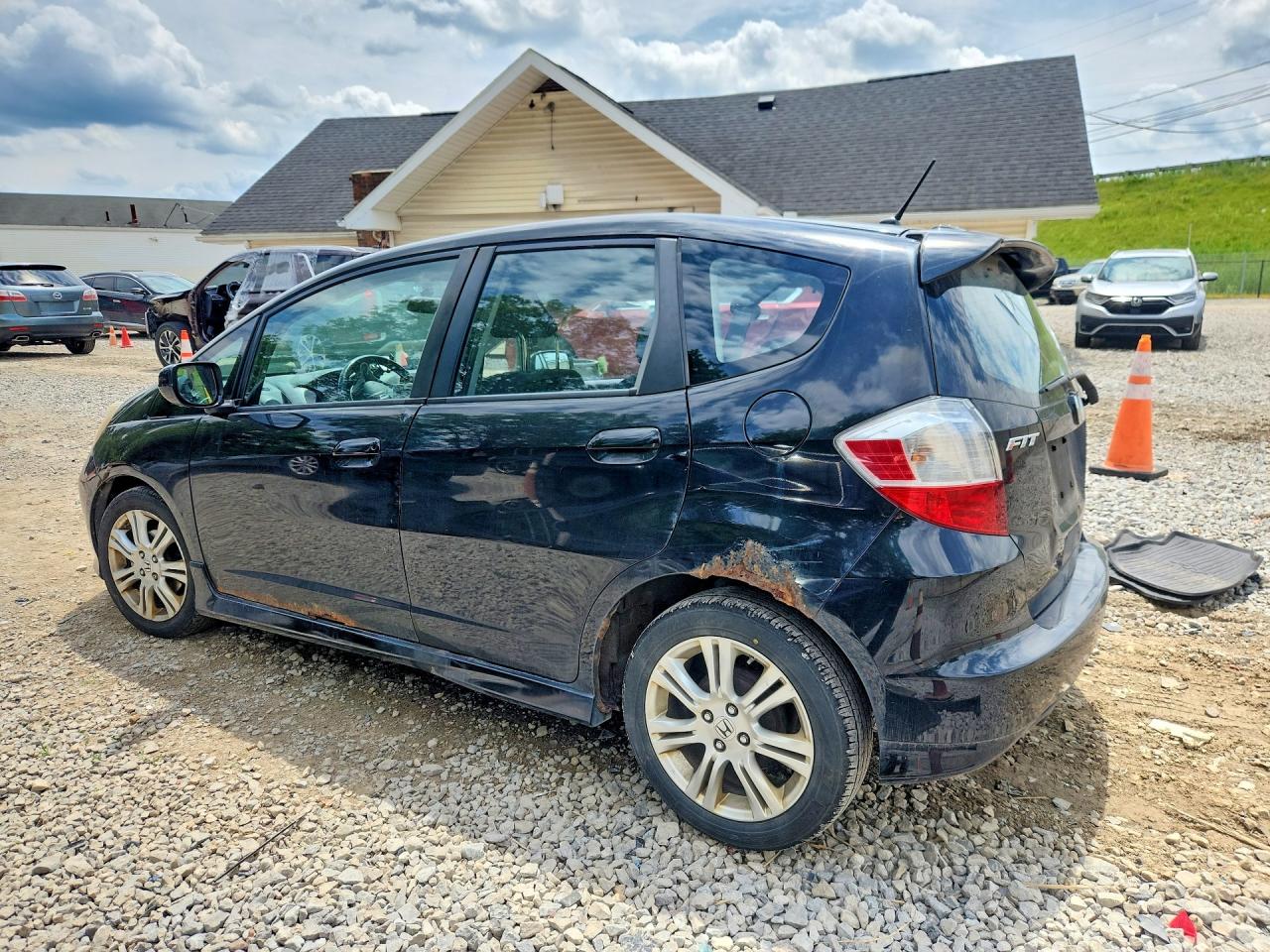 2010 HONDA FIT