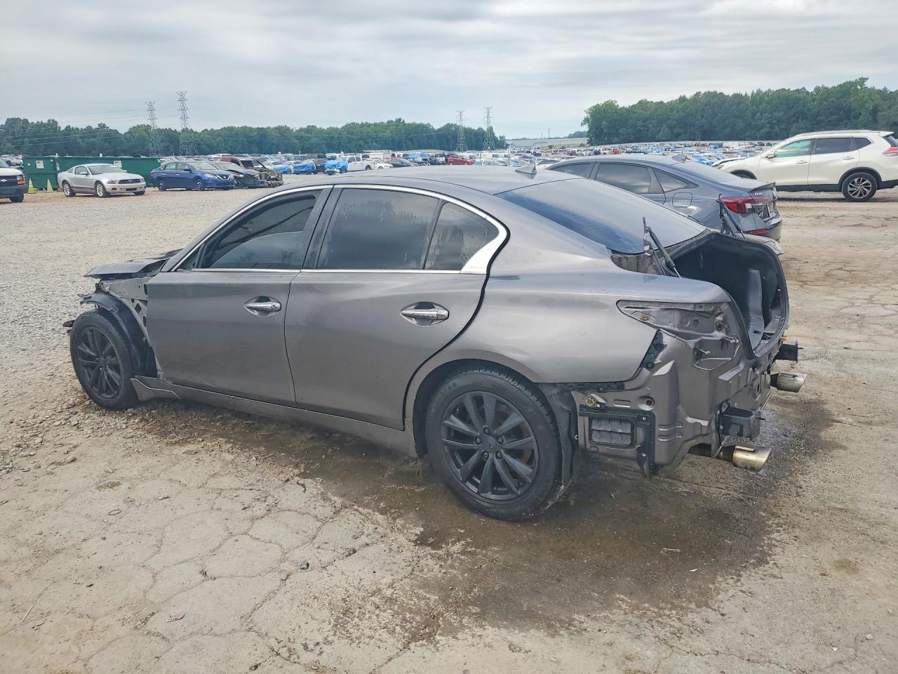 2014 INFINITI Q50
