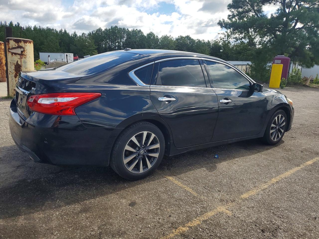 2017 NISSAN ALTIMA