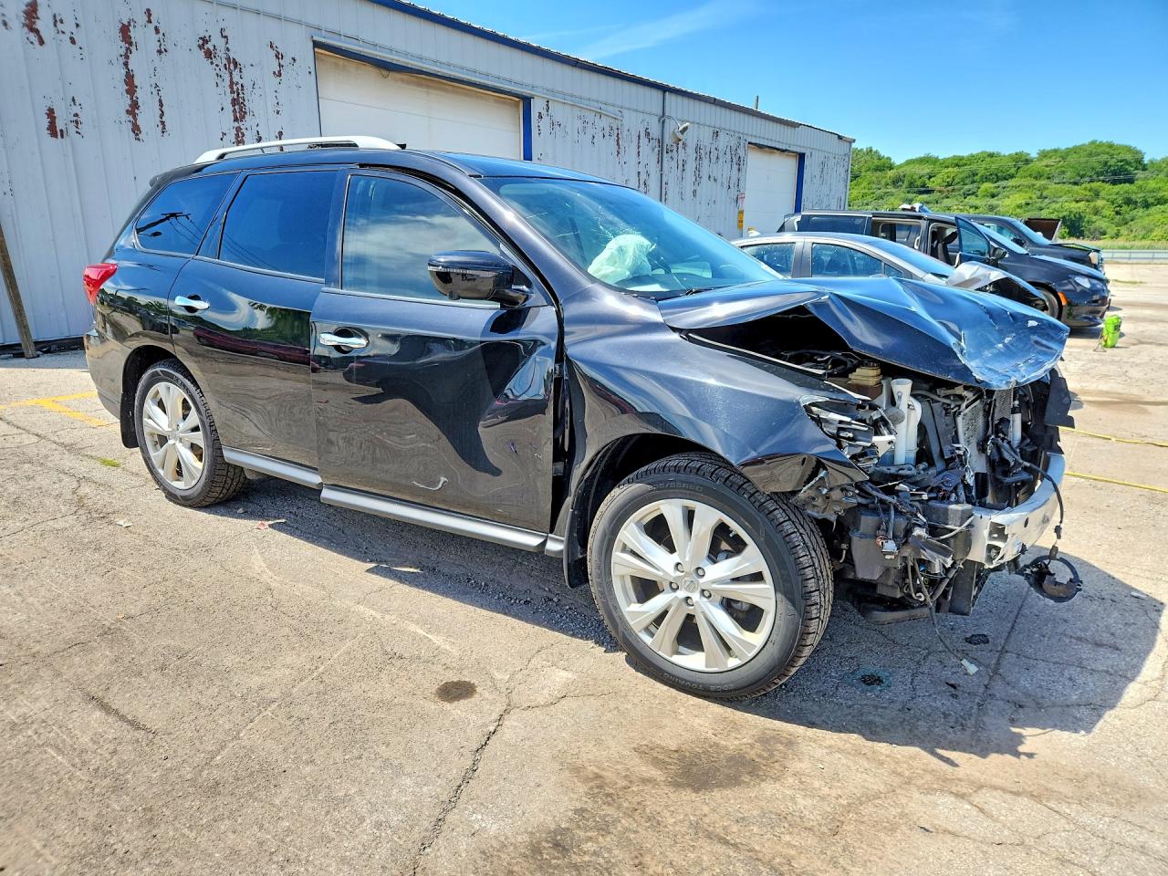 2018 NISSAN PATHFINDER