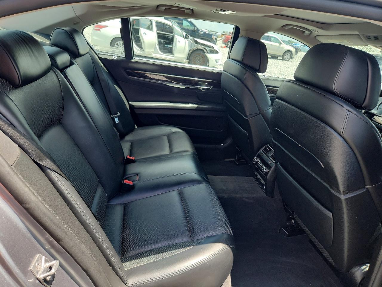 2012 BMW 7 SERIES