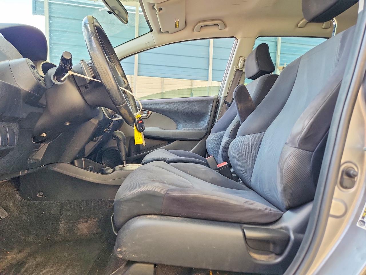 2009 HONDA FIT