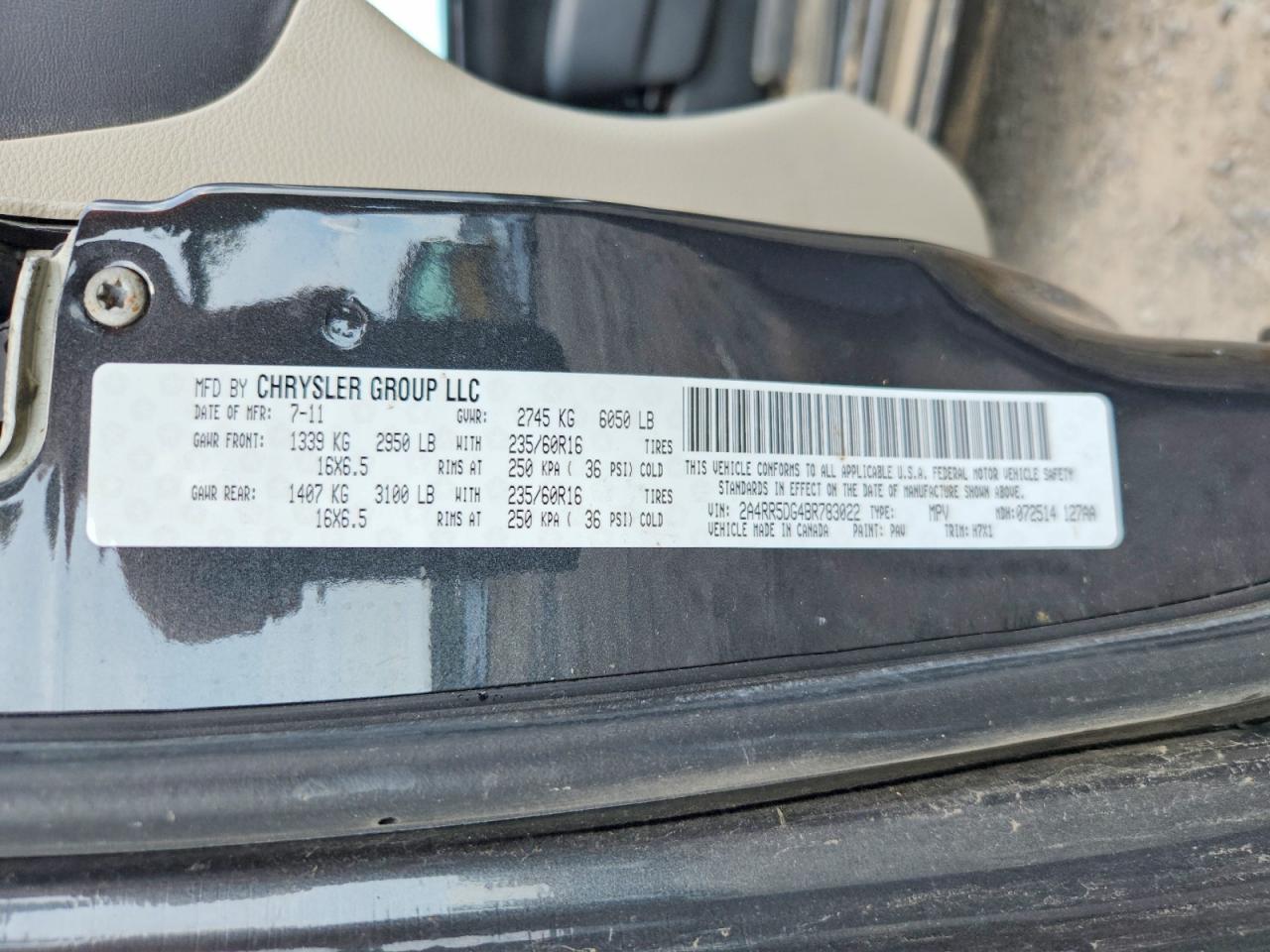 2011 CHRYSLER MINIVAN