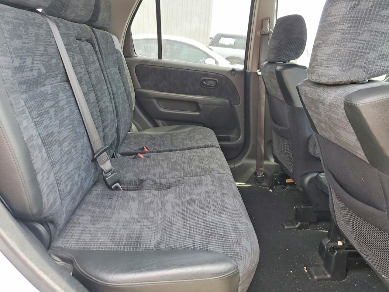 2004 HONDA CRV