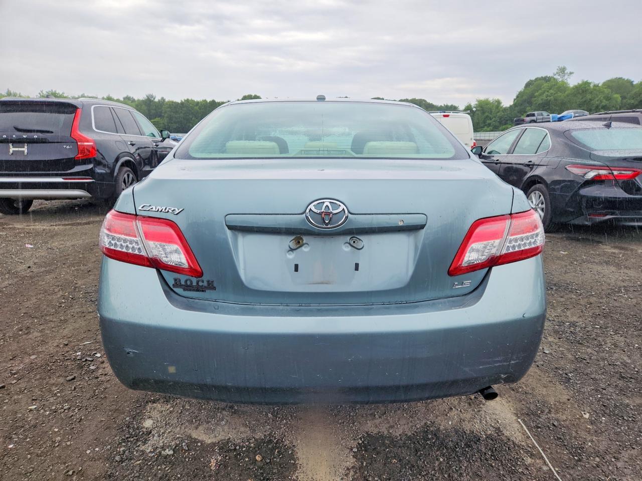 2011 TOYOTA CAMRY