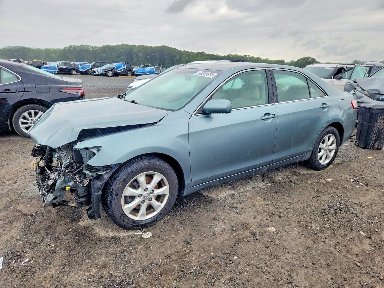 2011 TOYOTA CAMRY