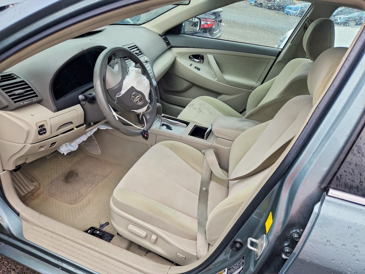 2011 TOYOTA CAMRY