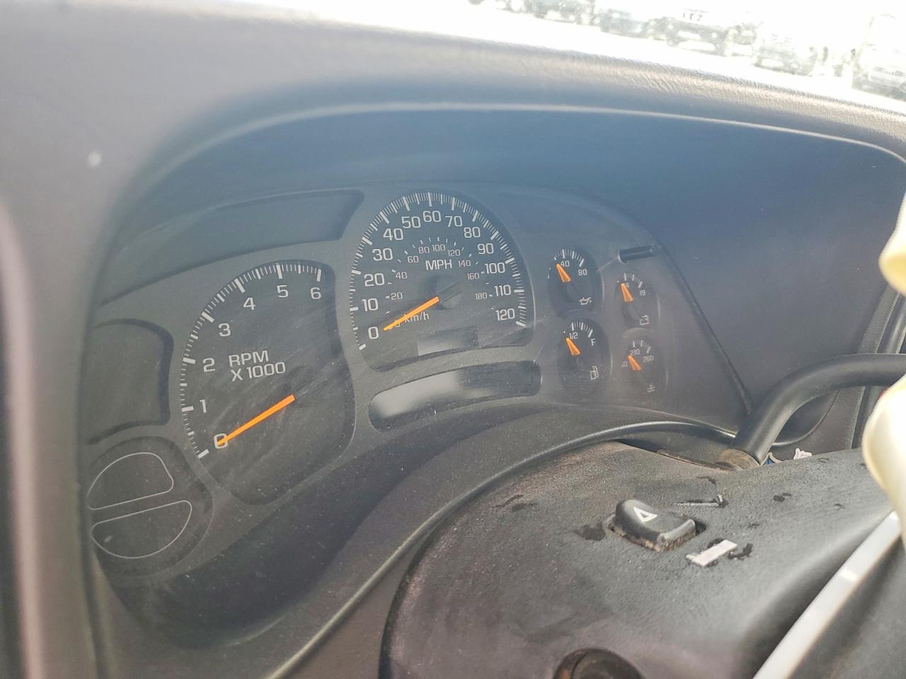 2004 CHEVROLET SILVERADO