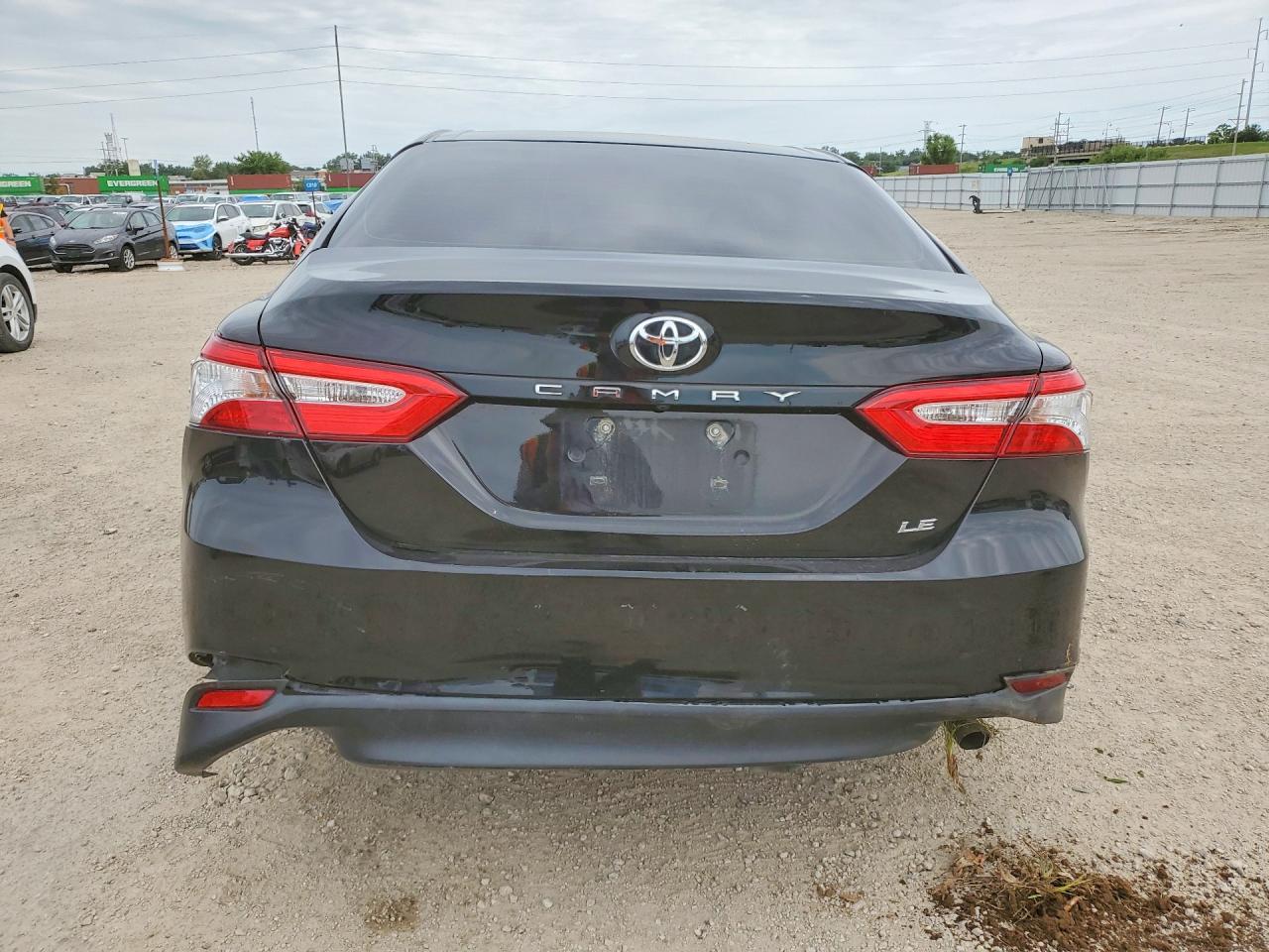 2018 TOYOTA CAMRY