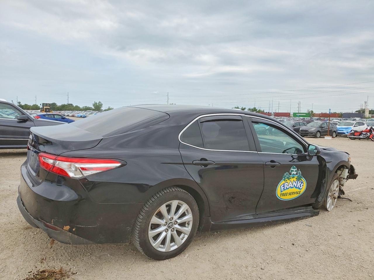 2018 TOYOTA CAMRY