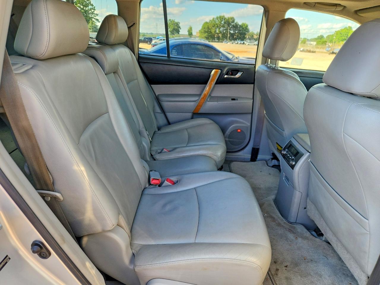 2008 TOYOTA HIGHLANDER