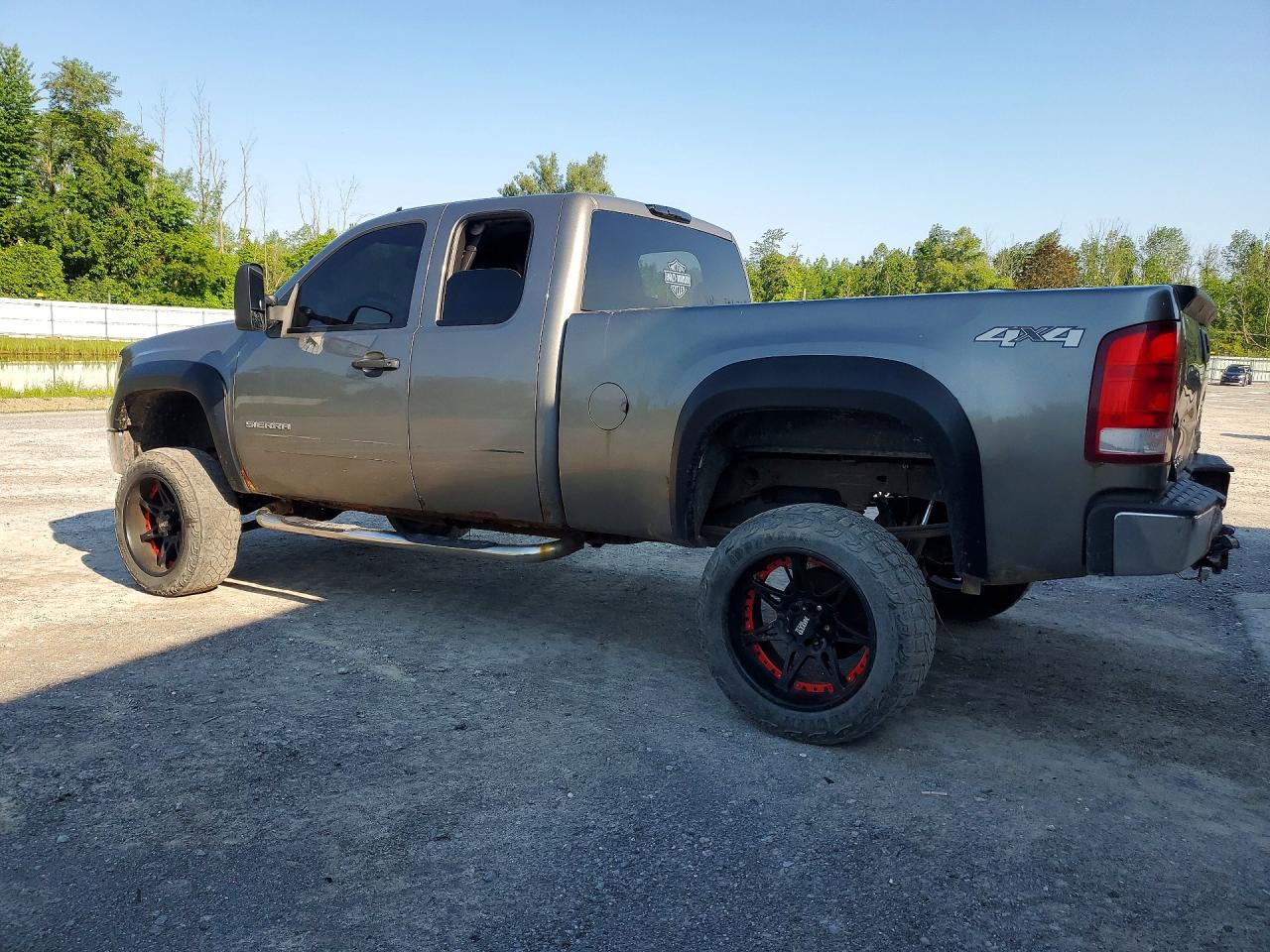 2013 GMC SIERRA