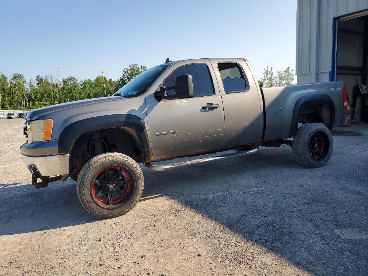 2013 GMC SIERRA