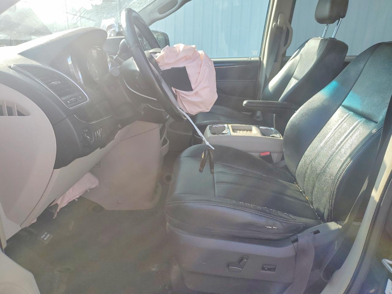 2013 CHRYSLER MINIVAN