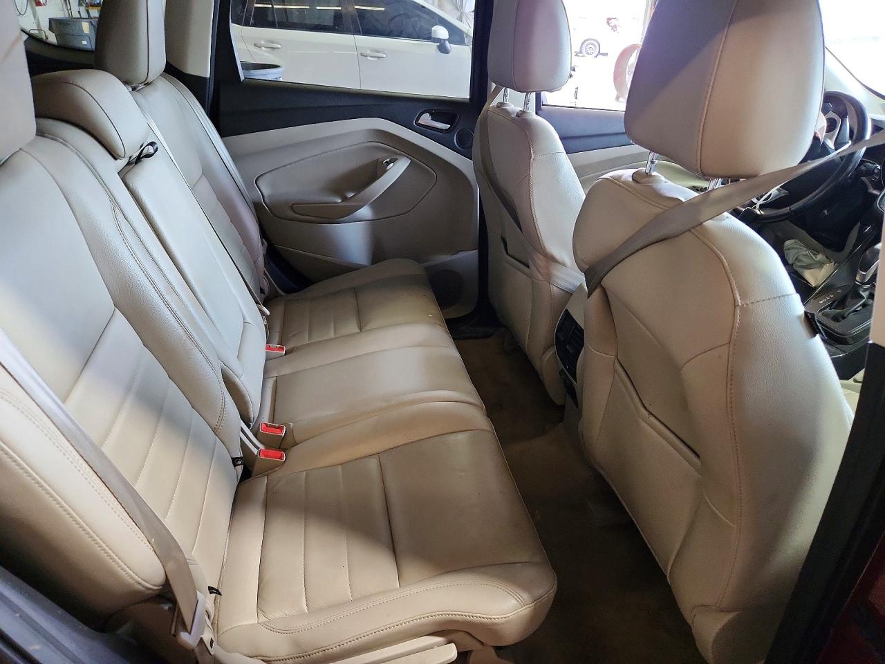 2016 FORD ESCAPE