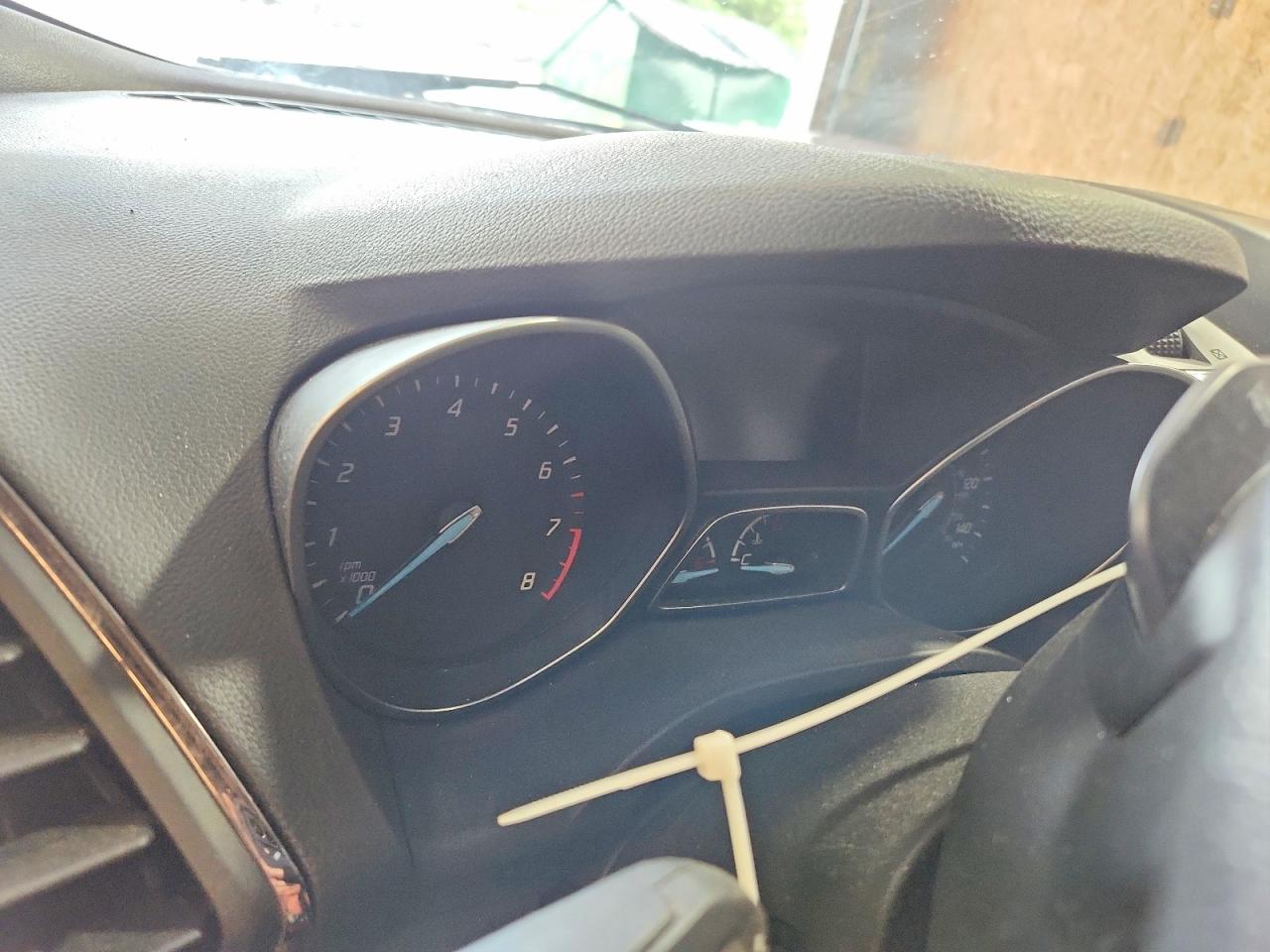 2016 FORD ESCAPE