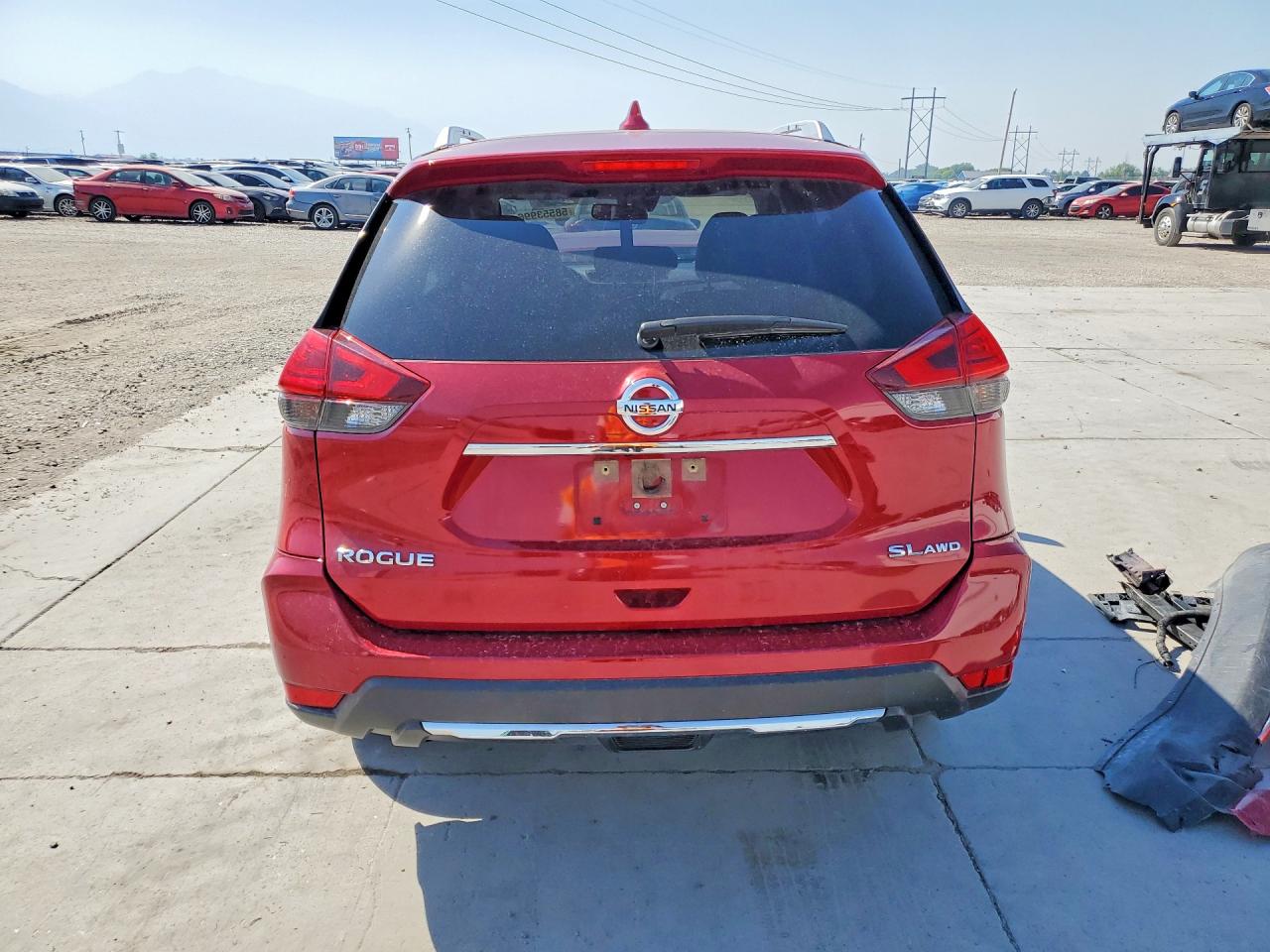 2017 NISSAN ROGUE