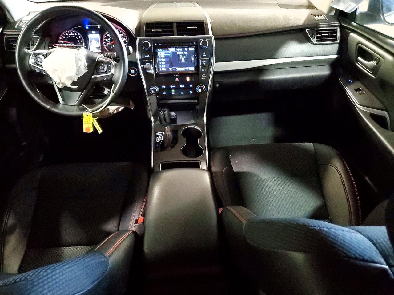 2017 TOYOTA CAMRY