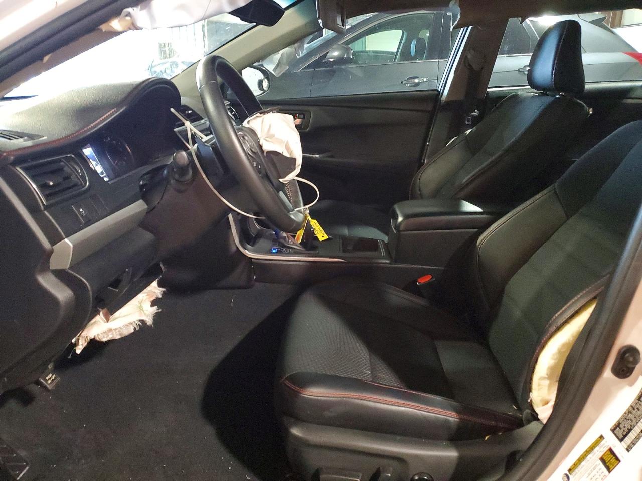 2017 TOYOTA CAMRY