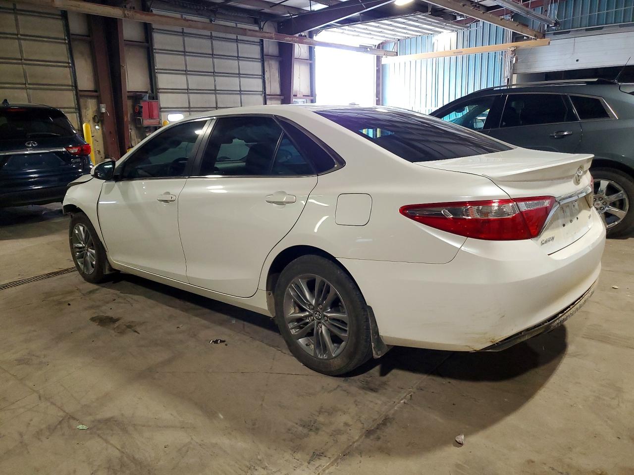 2017 TOYOTA CAMRY