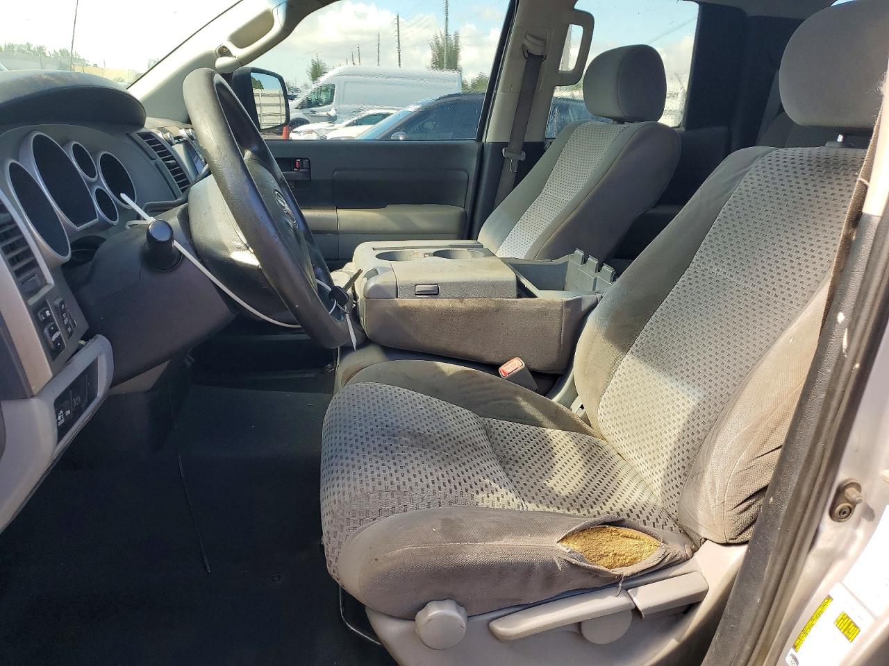 2013 TOYOTA TUNDRA