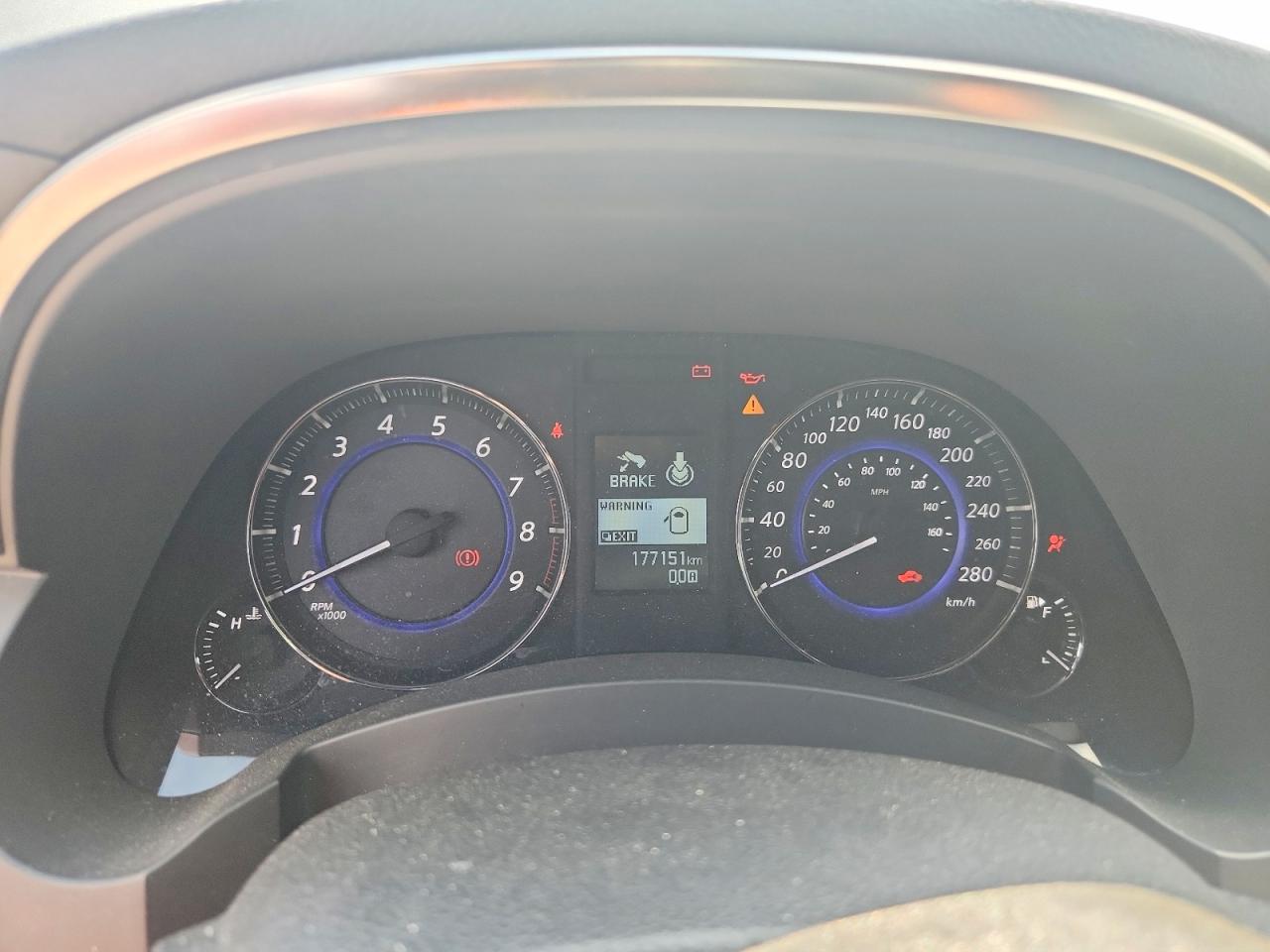 2017 INFINITI QX70