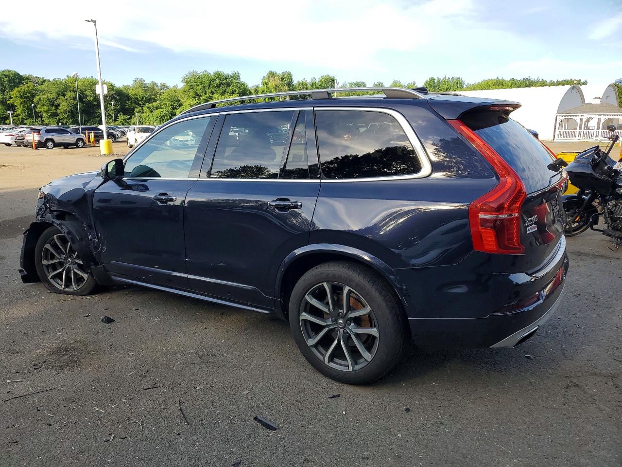 2017 VOLVO XC90