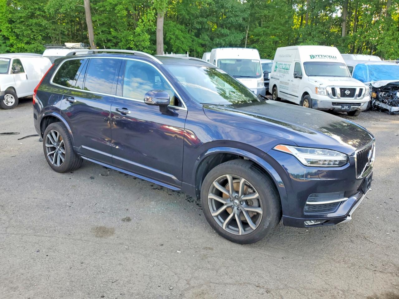 2017 VOLVO XC90