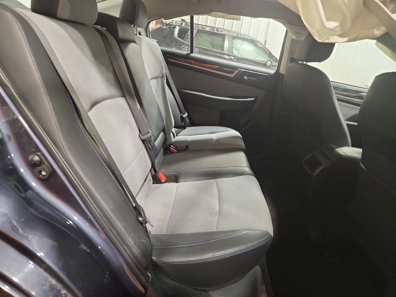 2017 SUBARU LEGACY