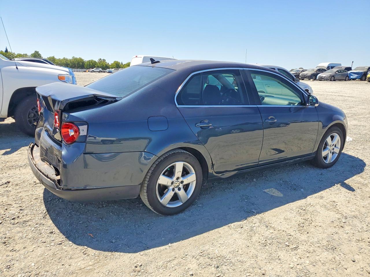 2009 VOLKSWAGEN JETTA