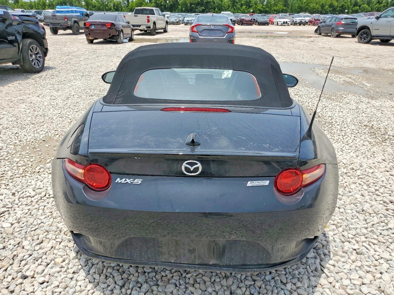 2018 MAZDA MX5