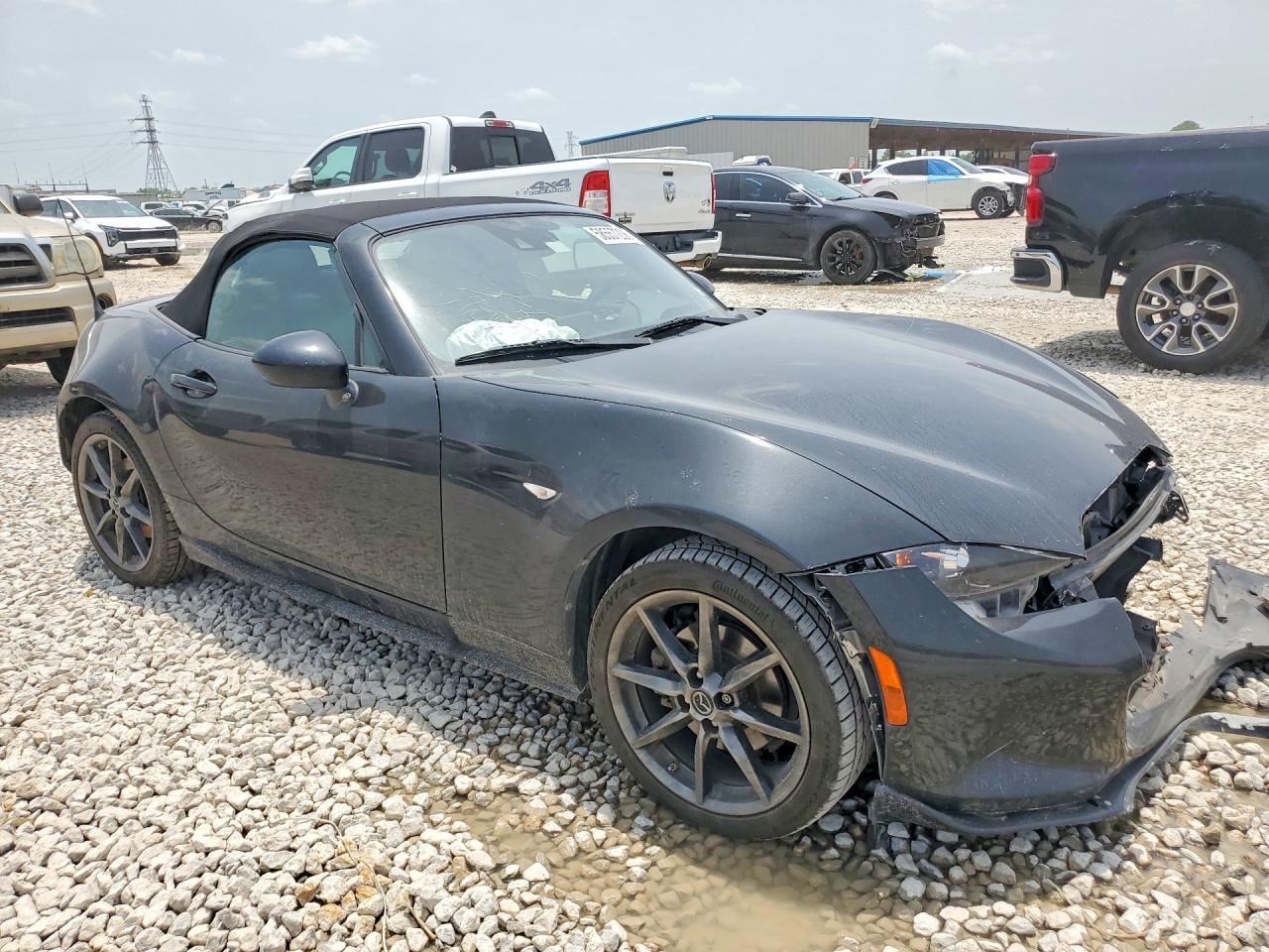 2018 MAZDA MX5