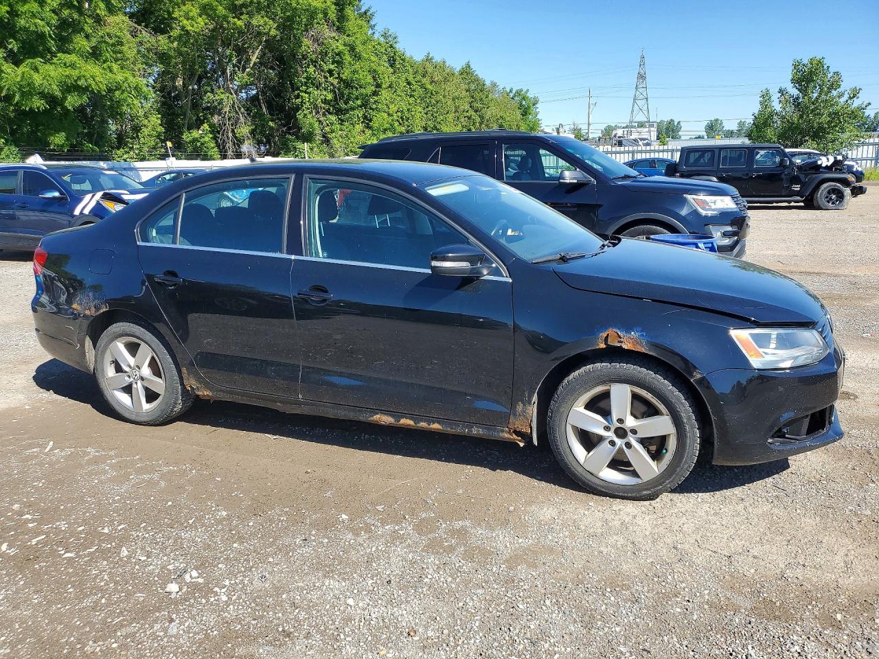 2011 VOLKSWAGEN JETTA