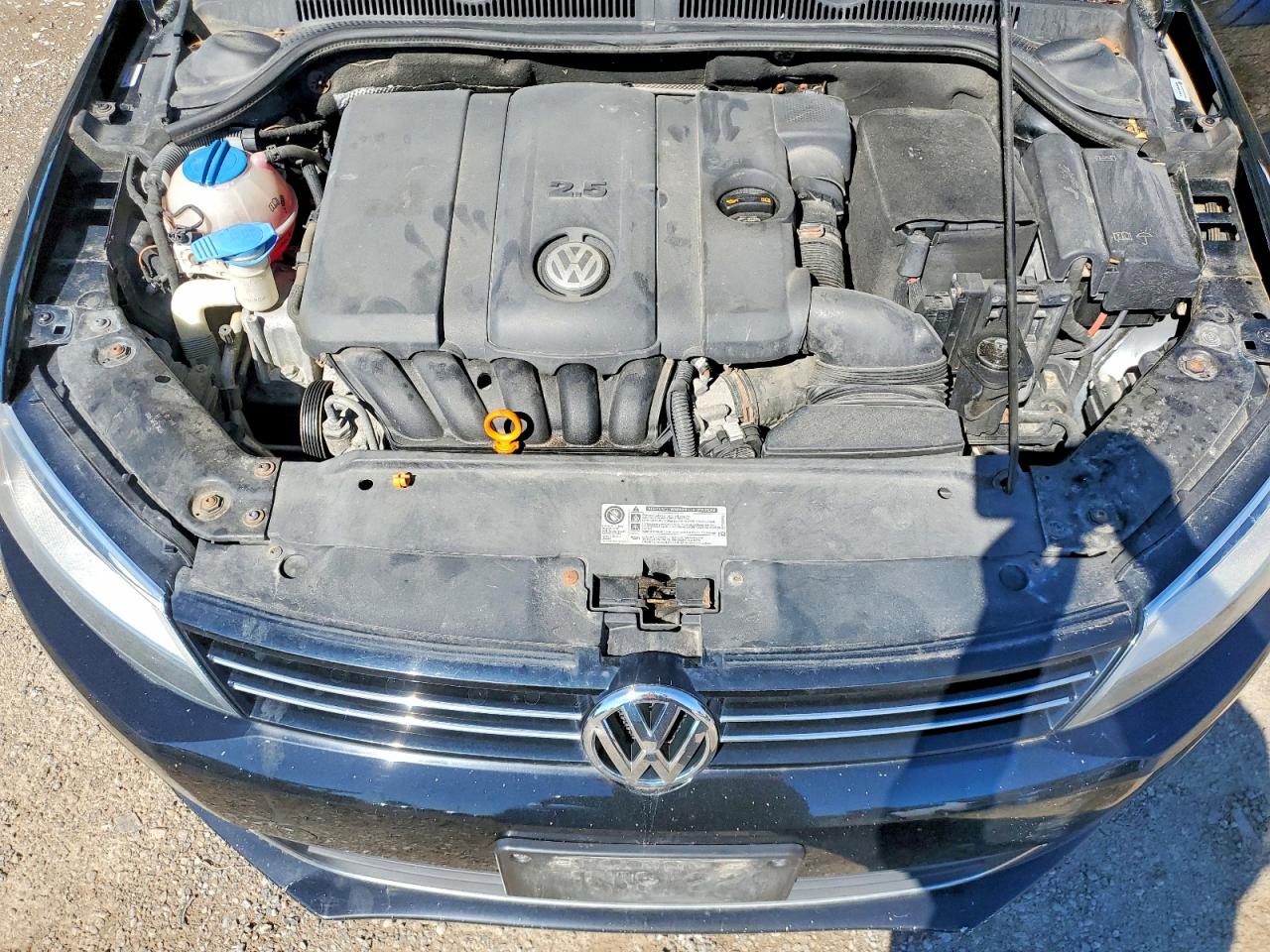2011 VOLKSWAGEN JETTA