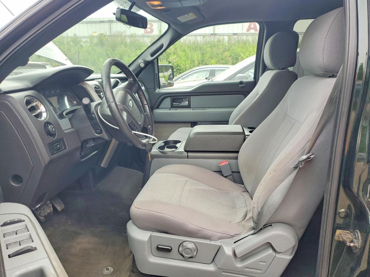 2013 FORD F150