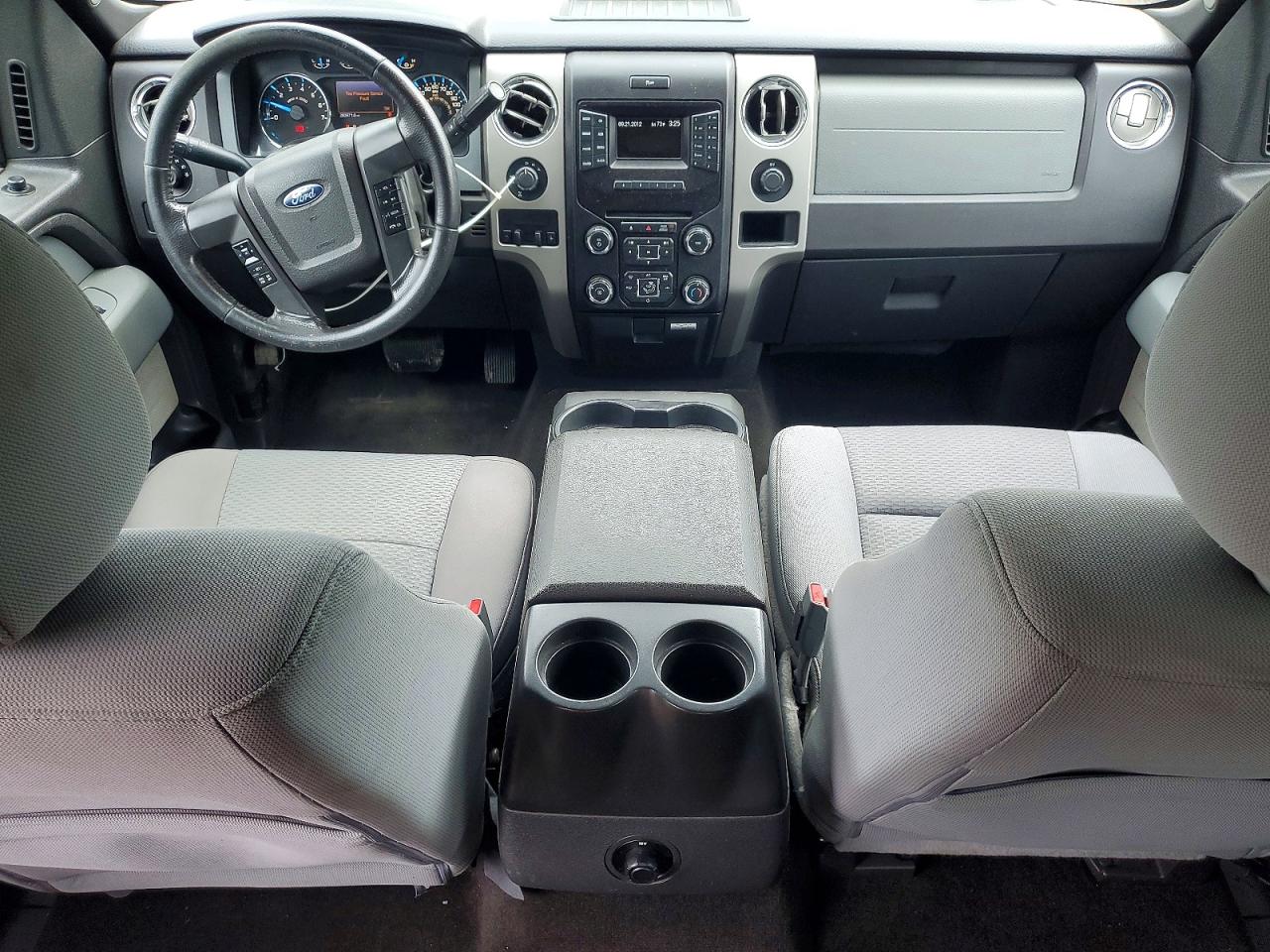 2013 FORD F150