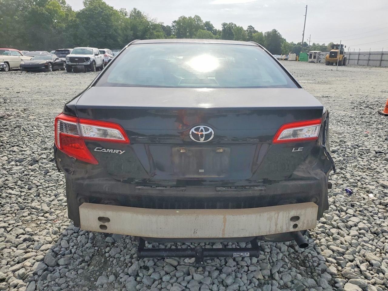 2013 TOYOTA CAMRY