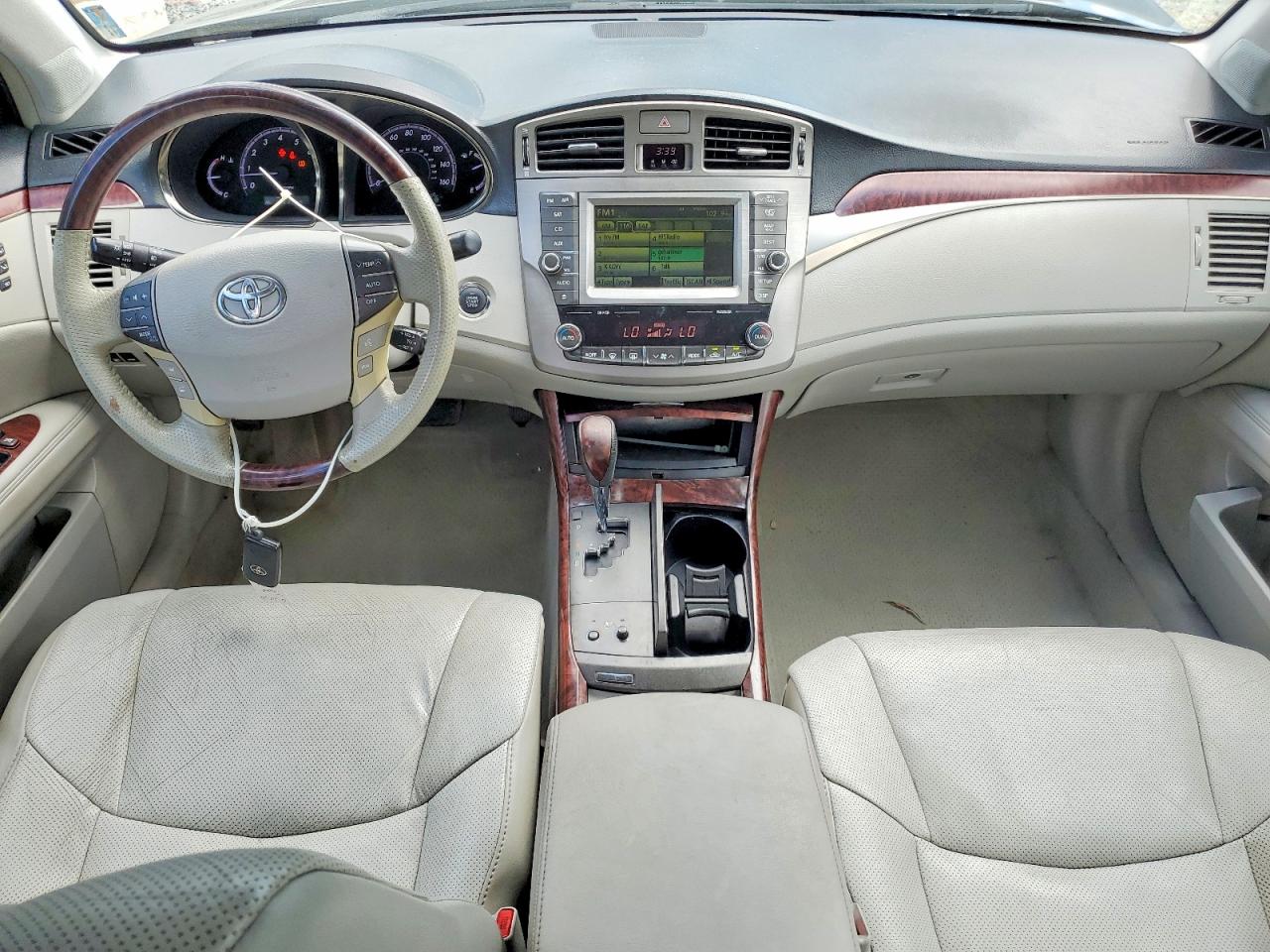 2012 TOYOTA AVALON