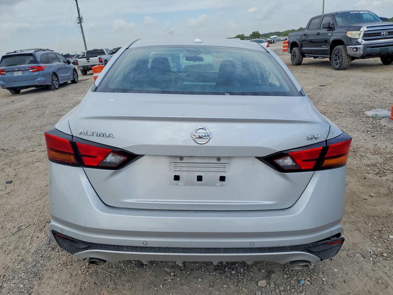 2022 NISSAN ALTIMA