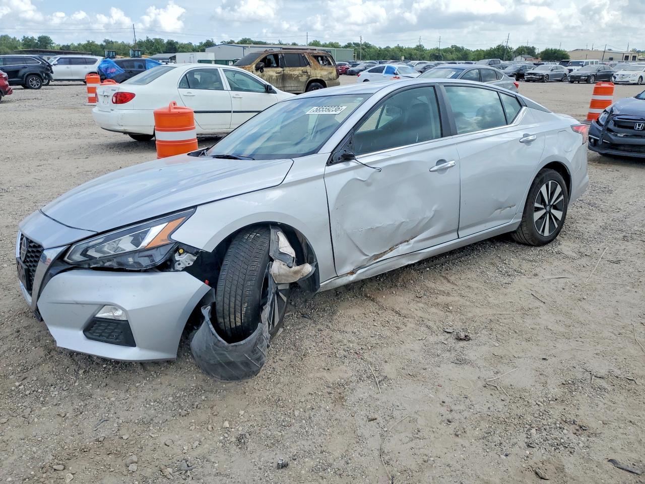 2022 NISSAN ALTIMA